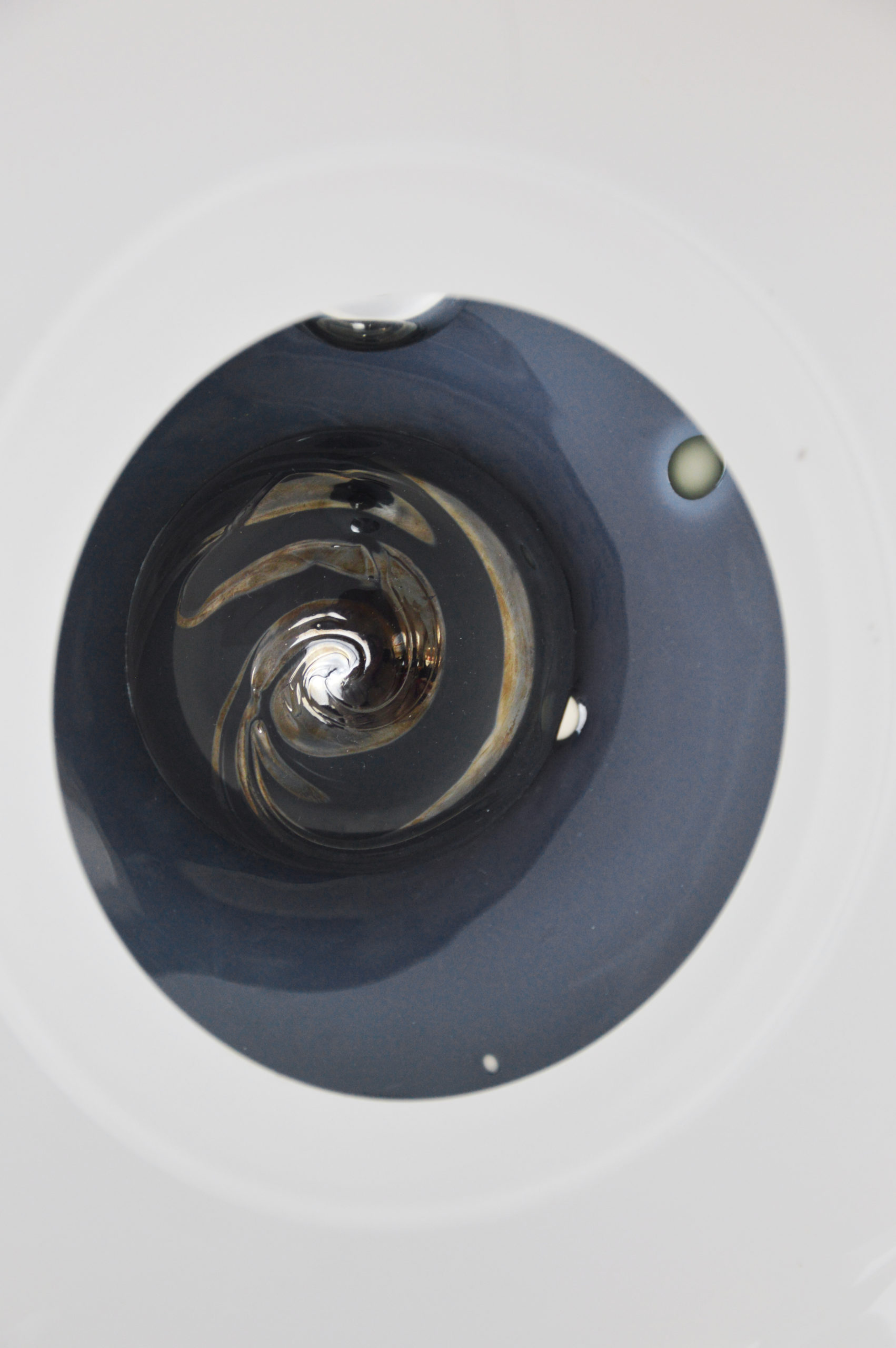 Atelier George-Collection Aube-Suspension Trou noir détail 1 - HD