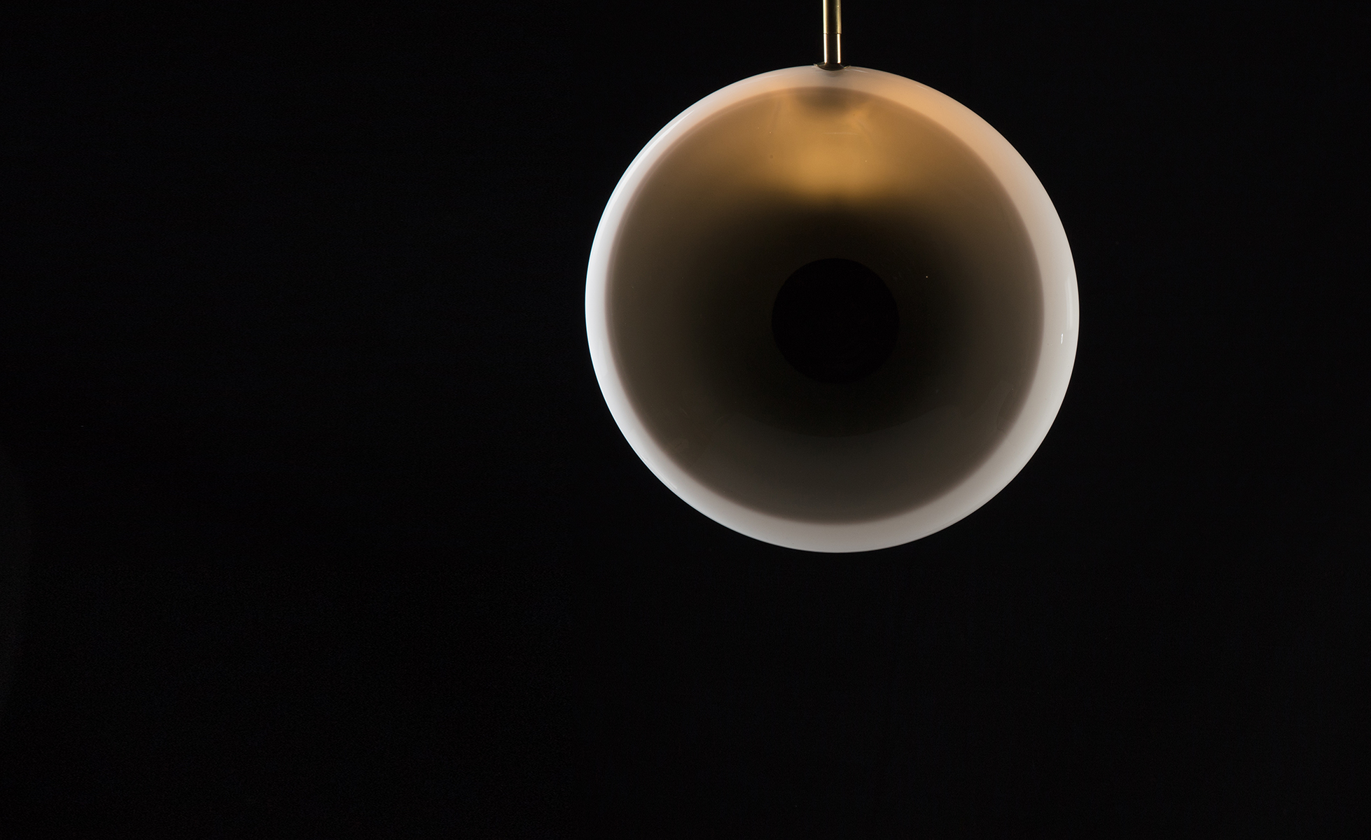 Atelier George-Objets d'intérieur-Collection Aube-Trou noir - HD