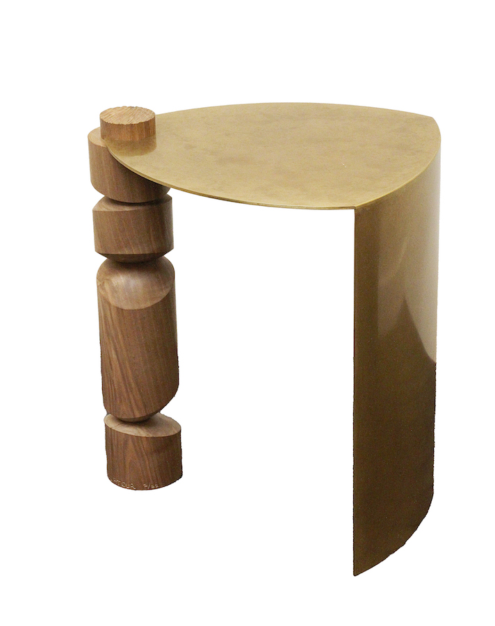 samuel latour - bout de canapé collision - vue de face - détouré- 2 bout de canapé collision