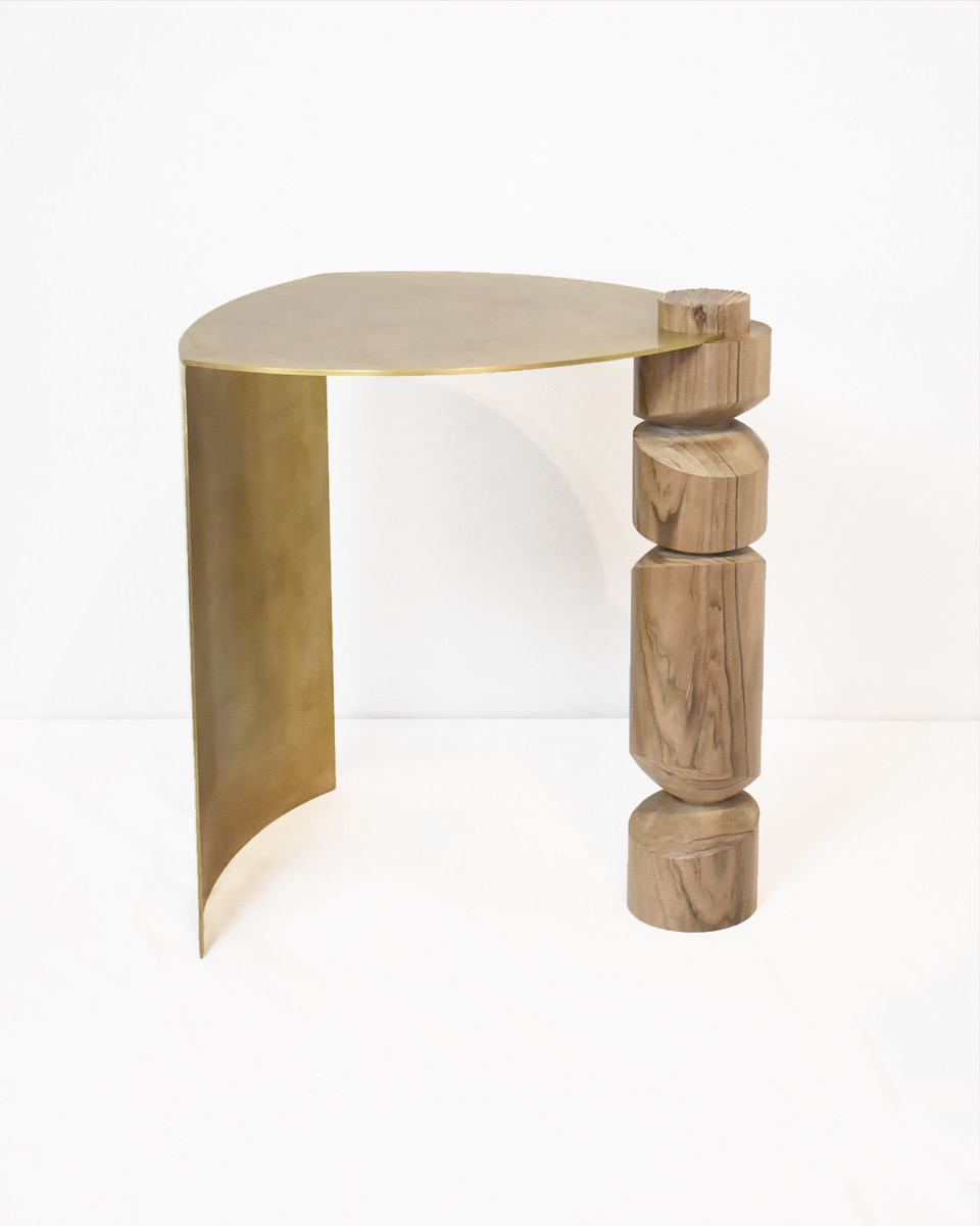 samuel latour - bout de canapé collision - vue de profil